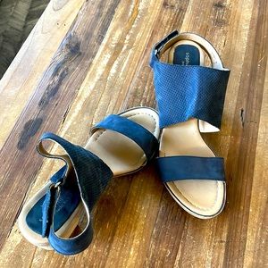 Leather Gray Heeled Sandal